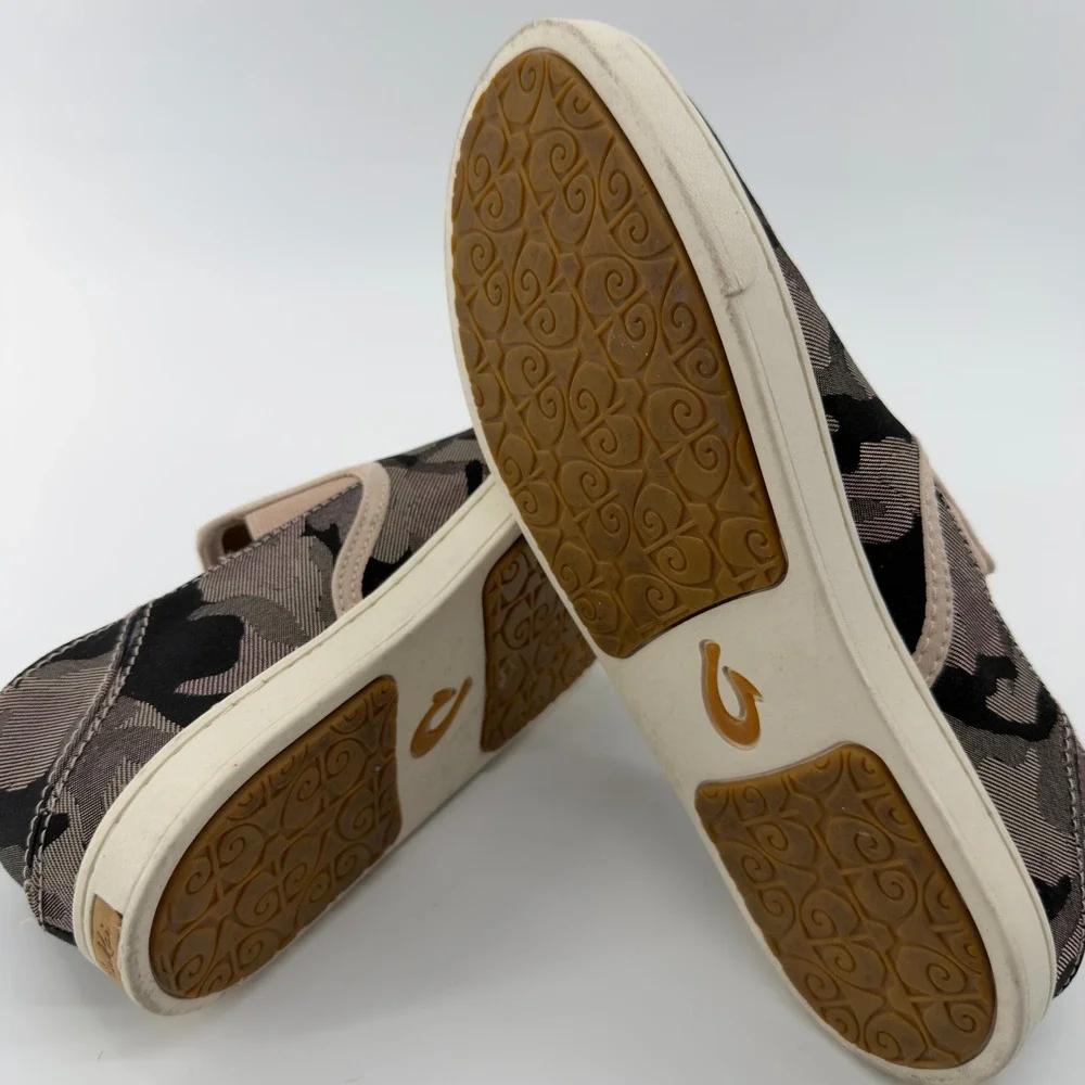 OluKai Pehuea Pa'I Camo Slip On Sneakers Womens 7 Grey Black Textile